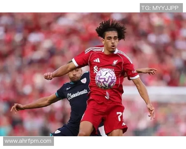 利物浦俱乐部官方：年轻前锋杰登·丹斯前十字韧带撕裂，康复期预计6-8个月